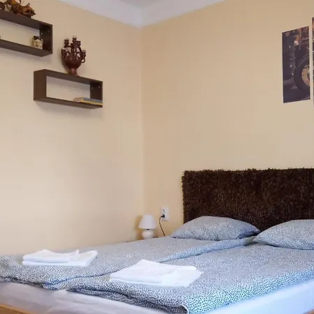 Moricz Vendeghaz Шарошпатак